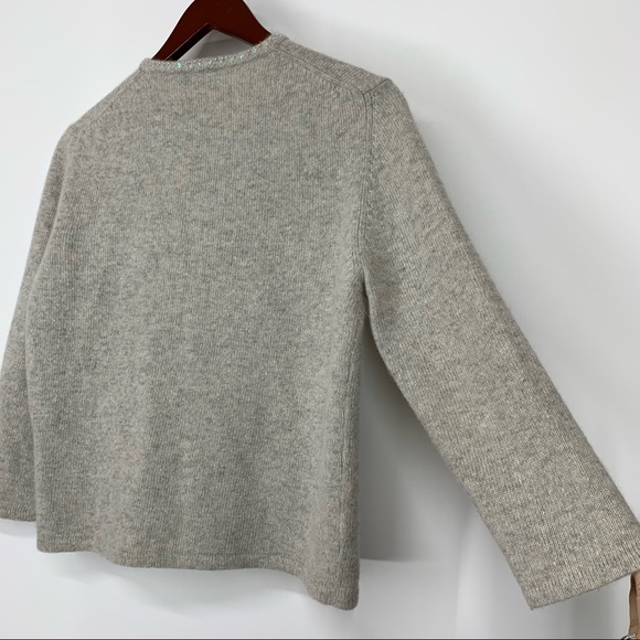 Ann Taylor Gray Iridescent Beaded Lambswool Angora Blend Preppy Cardigan Medium - Picture 9 of 15